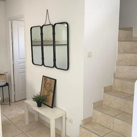 Maison T4 -jardin+ Parking+ Clim -proche Remparts *